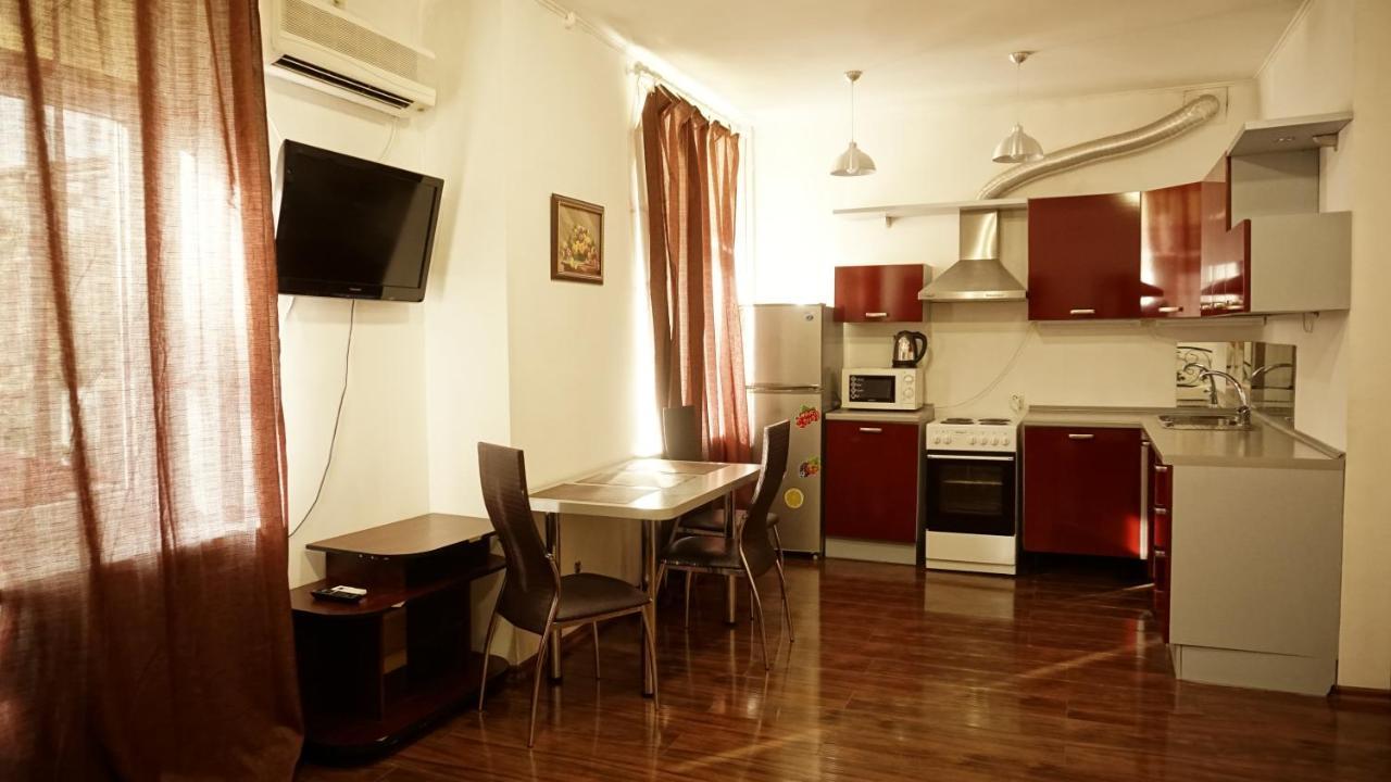 Doba In Ua Centre Apartments Dnipro Bagian luar foto