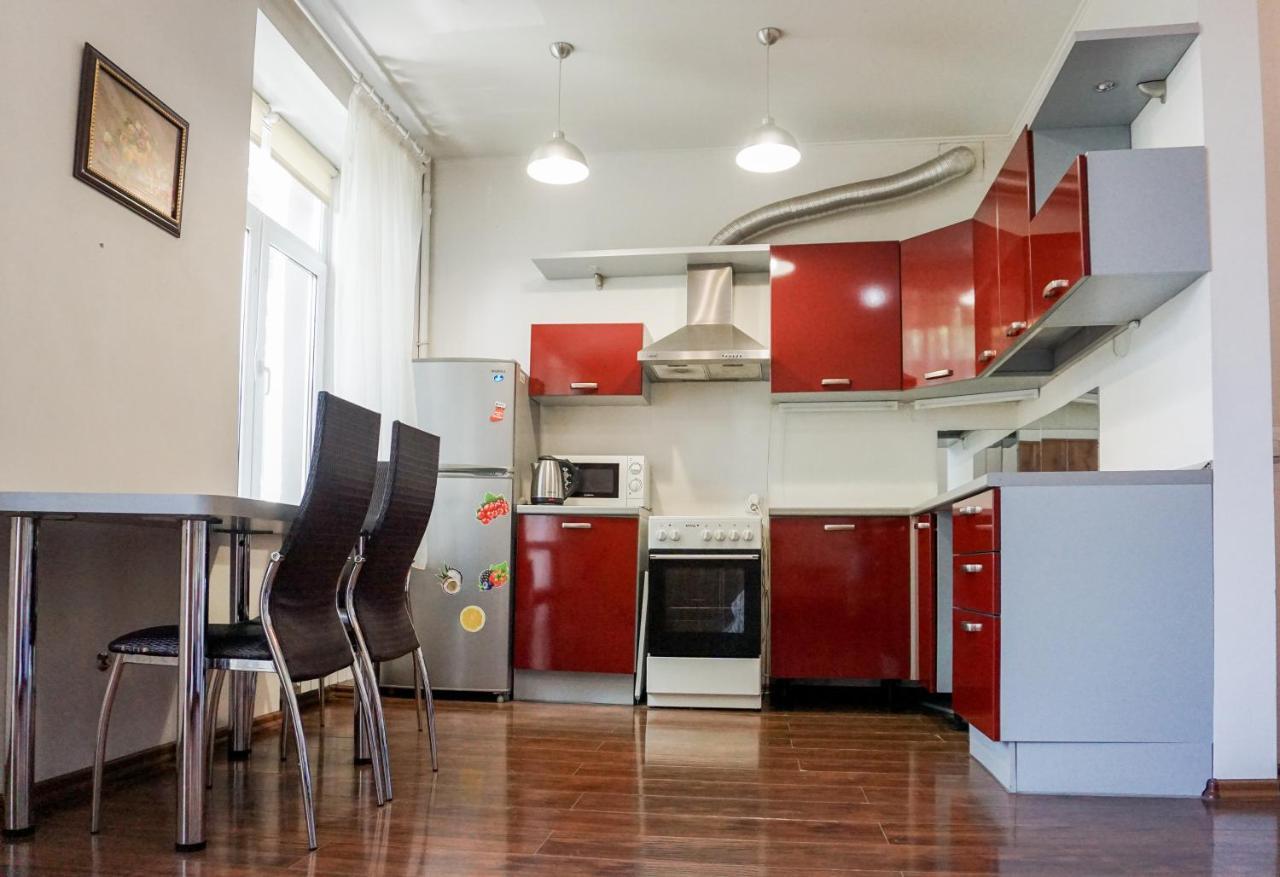 Doba In Ua Centre Apartments Dnipro Bagian luar foto